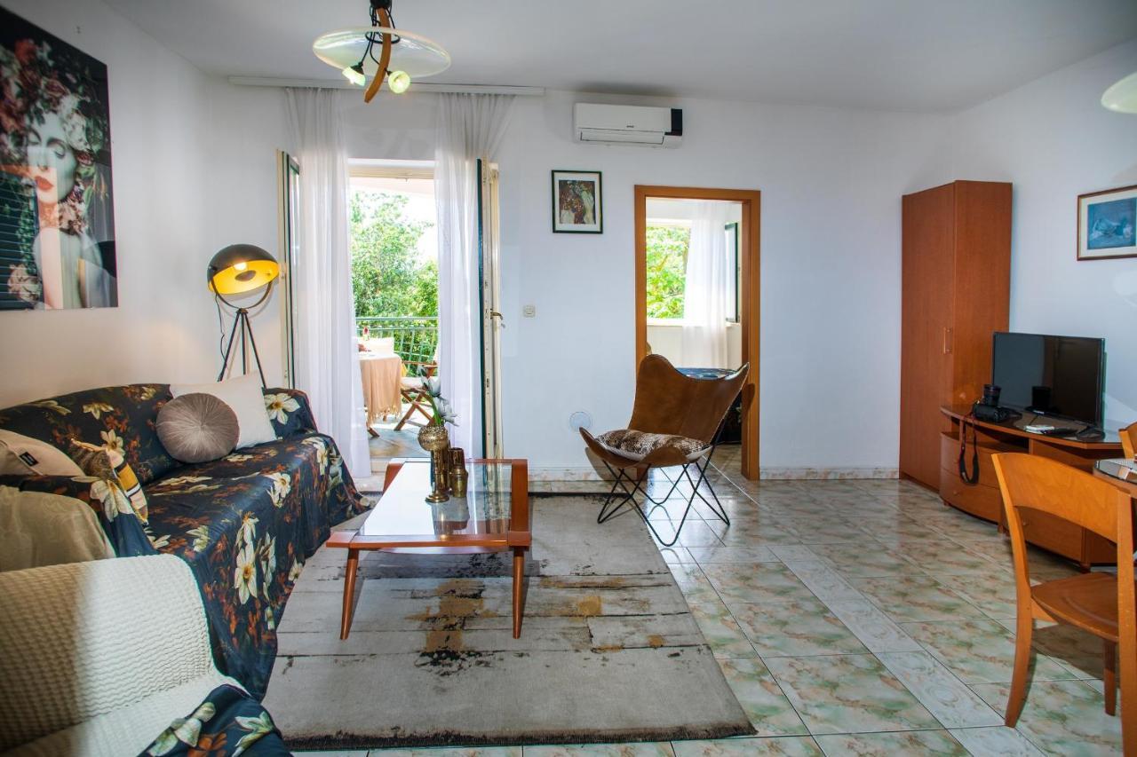 Villa Mareonda - Apartments Sussurro Rovinj Dış mekan fotoğraf